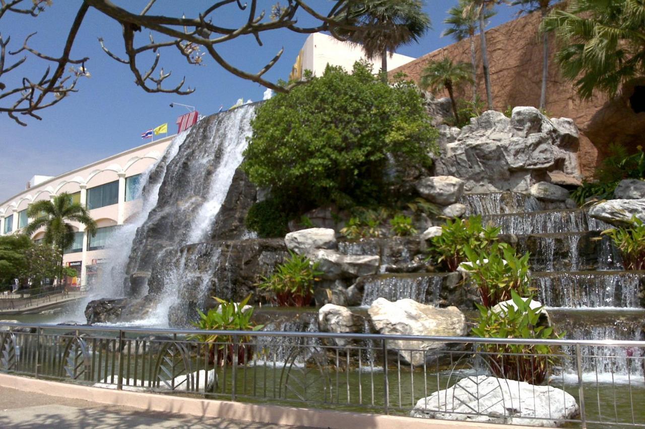 OYO 798 Reurn Mareena Resort Nakhonratchasima Exterior foto